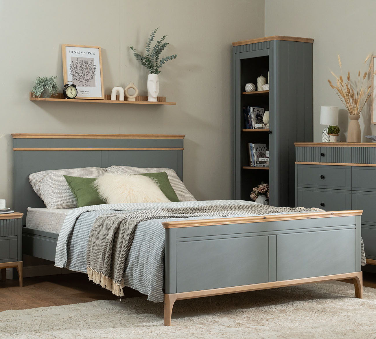 Кровать двуспальная Вида №13