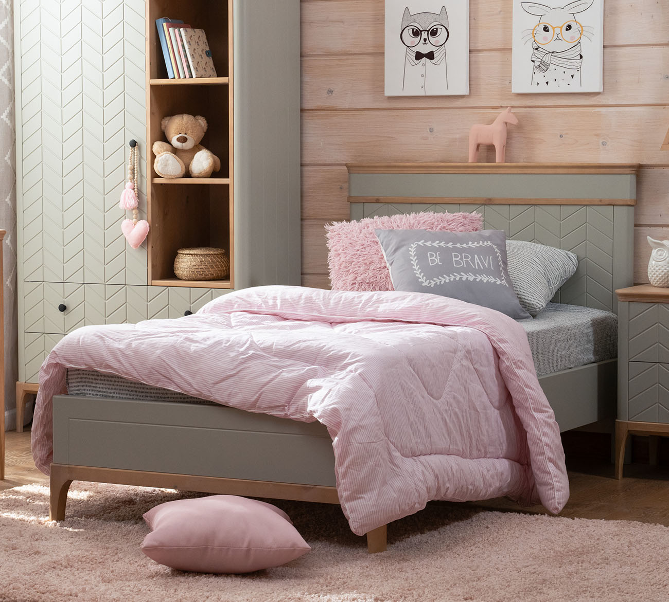 Кровать двуспальная Вида №8