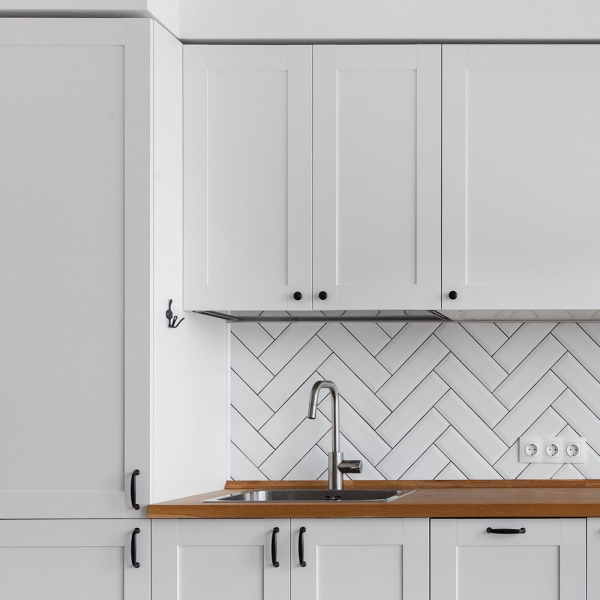 Шкаф Навесной 60х34х72 Узкий +1 полка,  2 двери