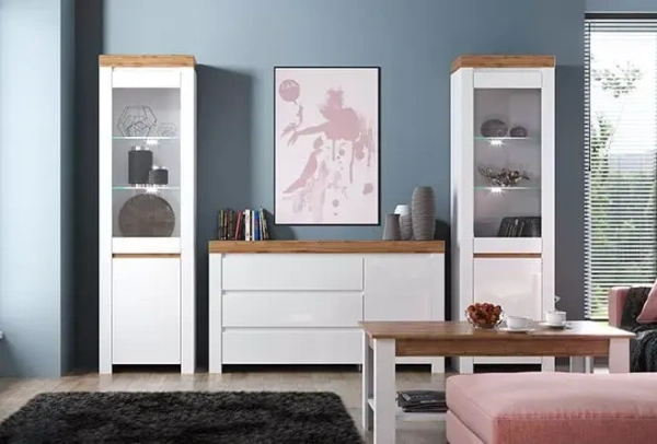 Шкаф с витриной  1V1D TAURUS