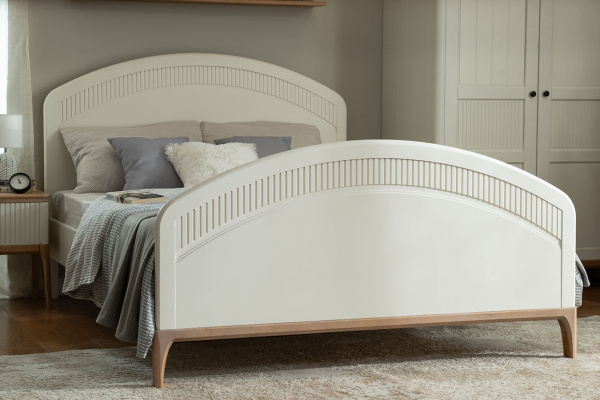 Кровать двуспальная Вида №4