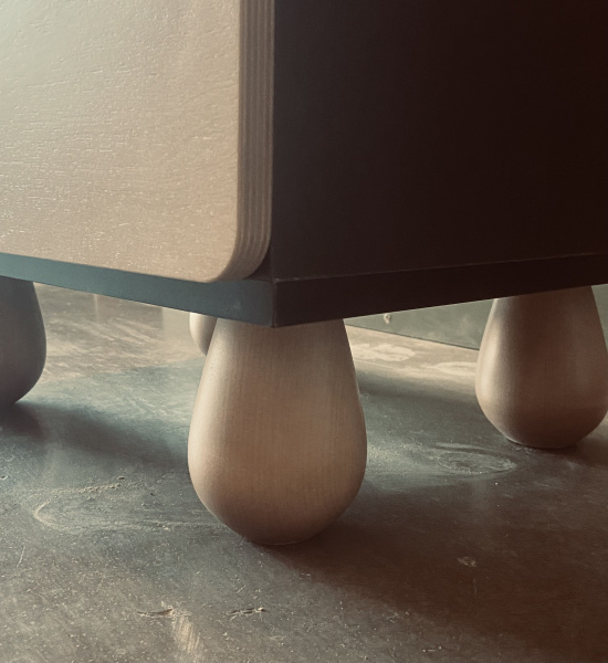 Шкаф двухдверный с тремя ящиками Split SP16